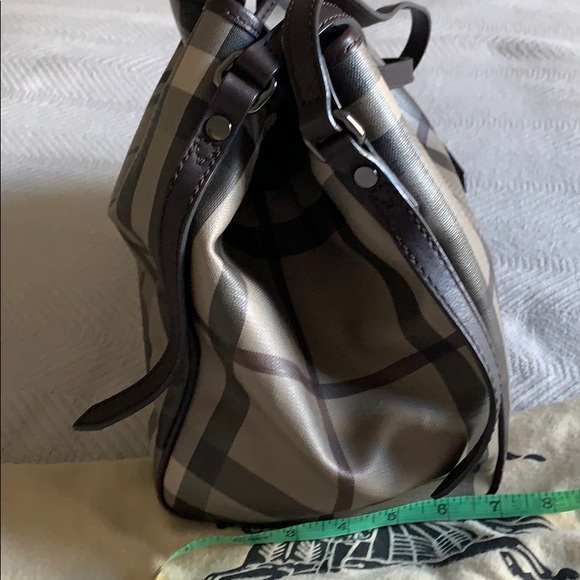 Burberry bag - Picture 2 of 16